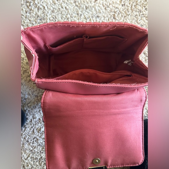 A New Day Rose Quilted Backpack - Picture 8 of 11